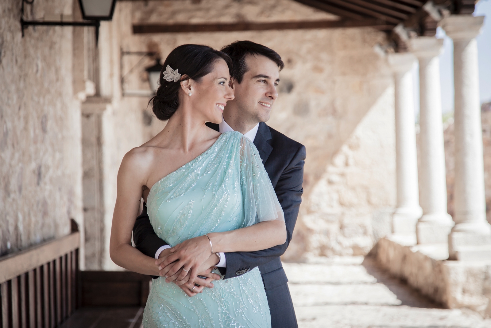 Retrato de pareja en exterior